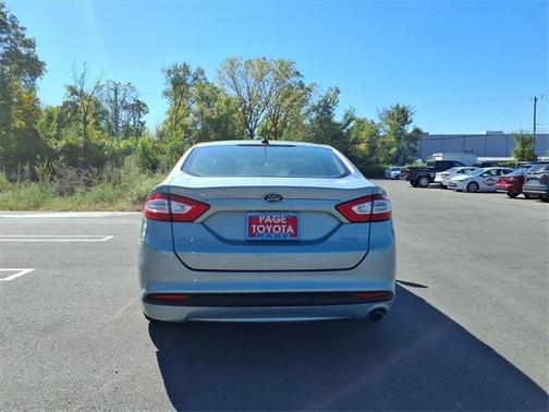 2014 Ford Fusion Hybrid SE