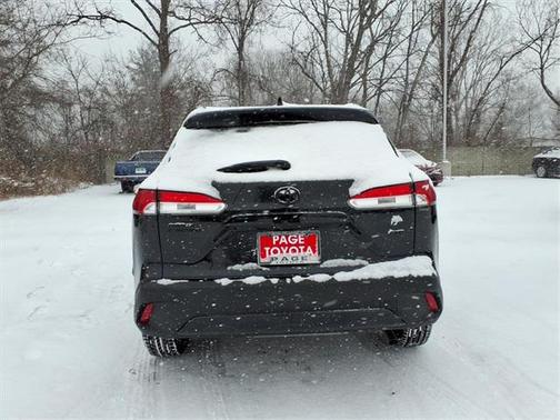 2022 Toyota Corolla Cross LE