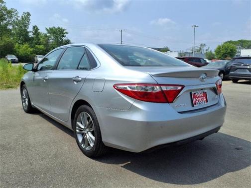 2016 Toyota Camry SE