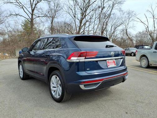 2022 Volkswagen Atlas Cross Sport 2.0T SE w/Technology 4MOTION