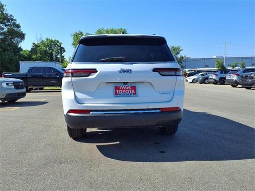 2023 Jeep Grand Cherokee L Laredo