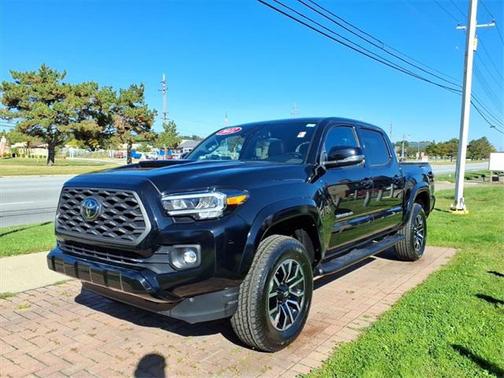 2022 Toyota Tacoma TRD Sport