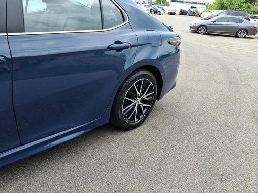 Reservoir Blue 2024 Toyota Camry SE