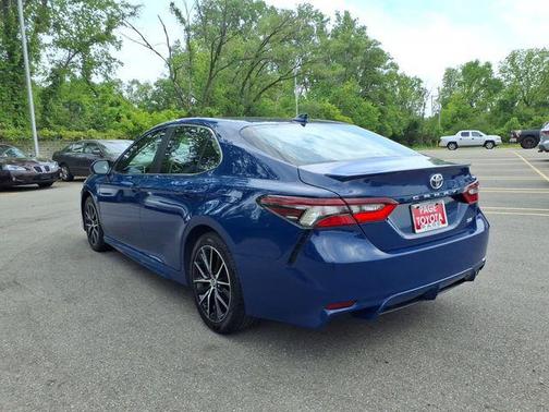 Reservoir Blue 2024 Toyota Camry SE