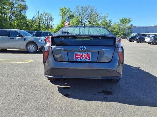 2016 Toyota Prius Four Touring