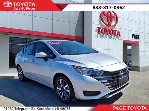 2023 Nissan Versa 1.6 SV