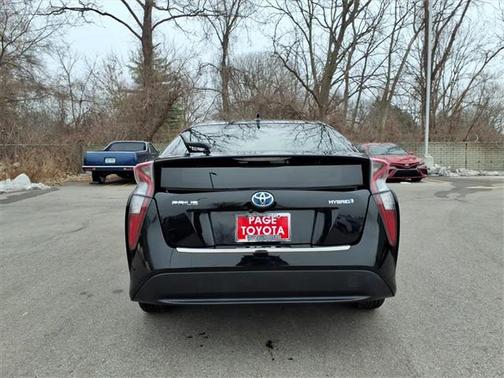 2016 Toyota Prius Three