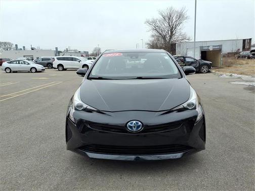 2016 Toyota Prius Three