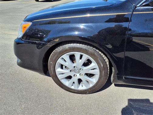2008 Toyota Avalon XLS