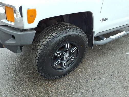 2006 Hummer H3 Base