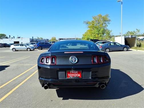 2014 Ford Mustang V6
