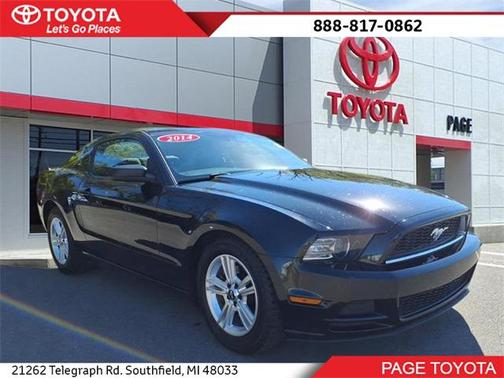 2014 Ford Mustang V6