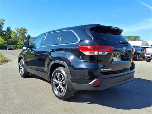 2018 Toyota Highlander LE