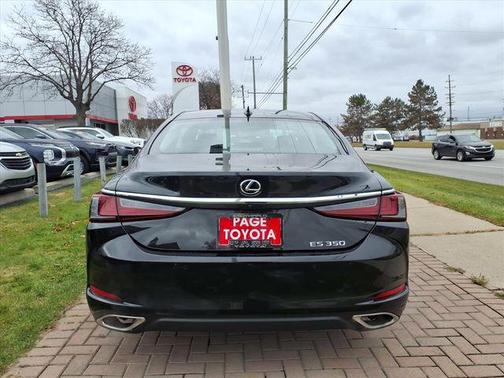 2022 Lexus ES 350 Base