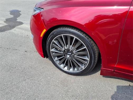 2014 Lincoln MKZ Base