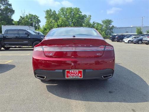 2014 Lincoln MKZ Base