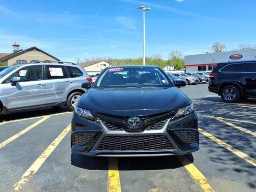 Midnight Black Metallic 2023 Toyota Camry SE