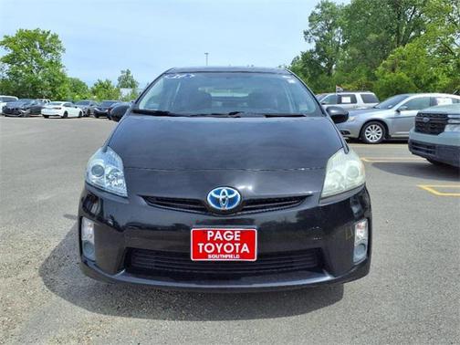 2010 Toyota Prius III
