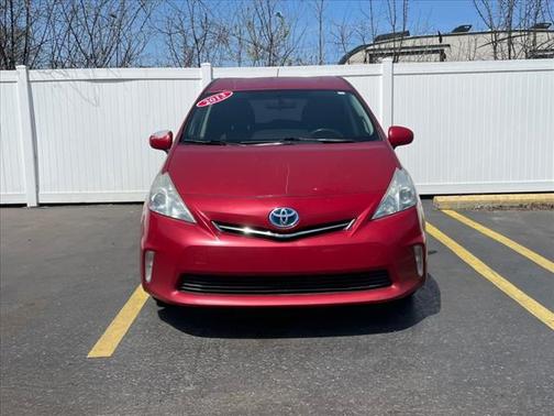 2013 Toyota Prius v Two