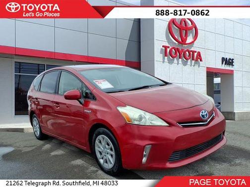 2013 Toyota Prius v Two