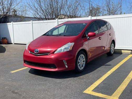 2013 Toyota Prius v Two