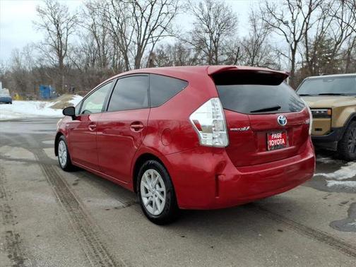 2013 Toyota Prius v Two