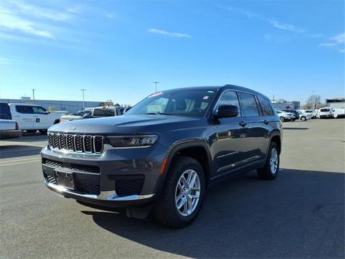 2023 Jeep Grand Cherokee L Laredo