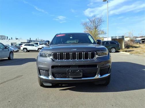 2023 Jeep Grand Cherokee L Laredo