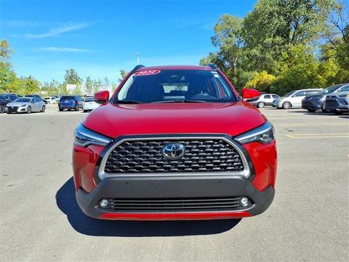 2024 Toyota Corolla Cross XLE