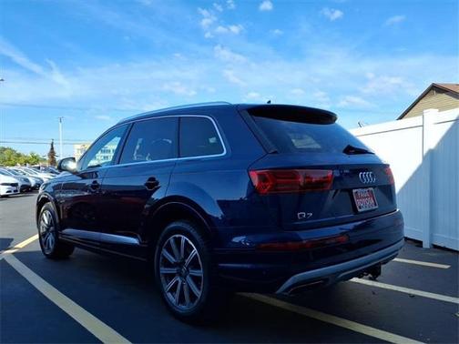 2019 Audi Q7 45 Premium Plus