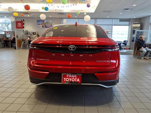 2024 Toyota Crown Platinum