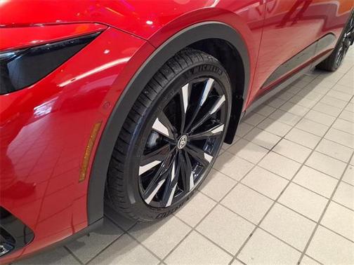 2024 Toyota Crown Platinum