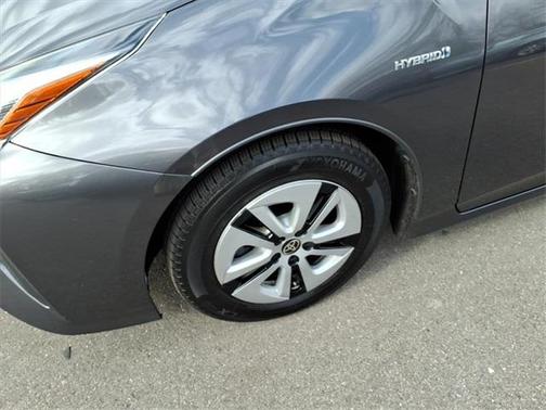 2016 Toyota Prius Four