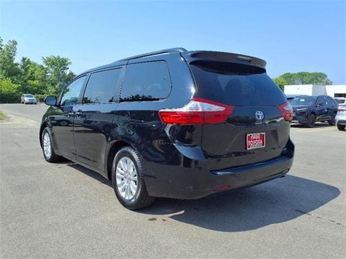 2015 Toyota Sienna XLE