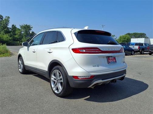 2015 Lincoln MKC Base