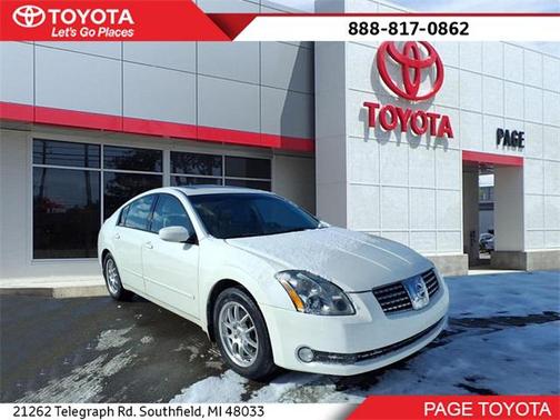 2004 Nissan Maxima SE