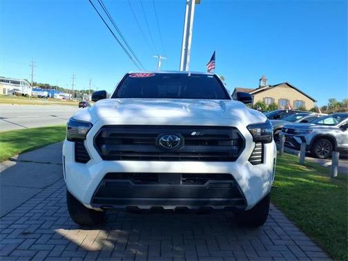 2024 Toyota Tacoma SR