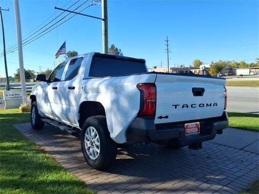 2024 Toyota Tacoma SR