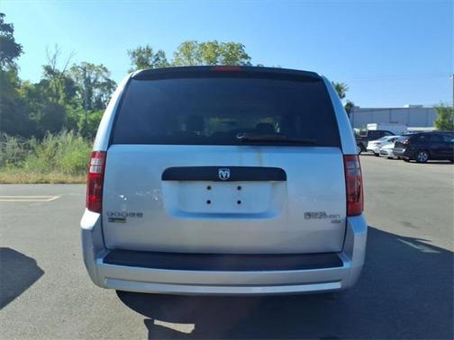 2009 Dodge Grand Caravan SE