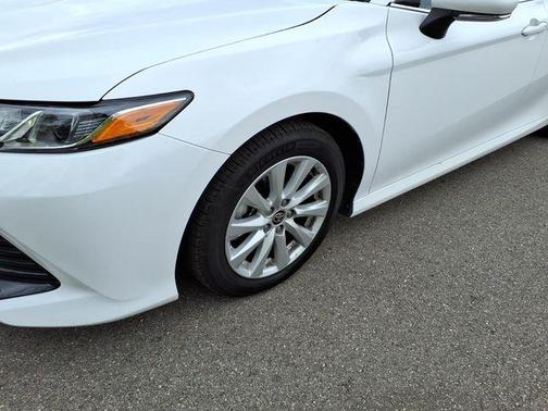 Super White 2020 Toyota Camry LE