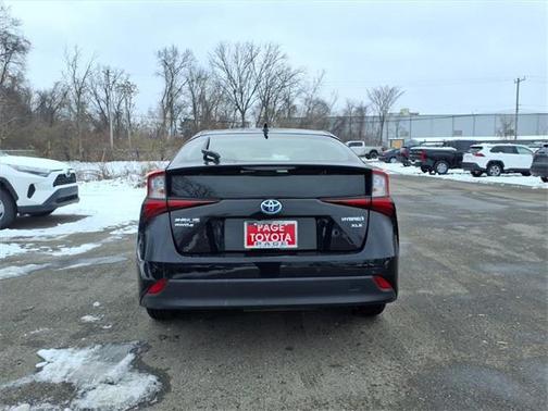 2022 Toyota Prius XLE