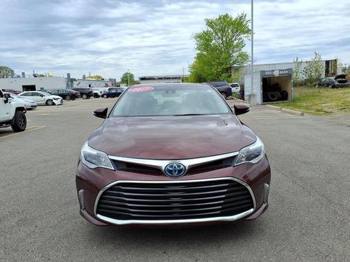Ooh La La Rouge Mica 2017 Toyota Avalon Hybrid XLE Premium