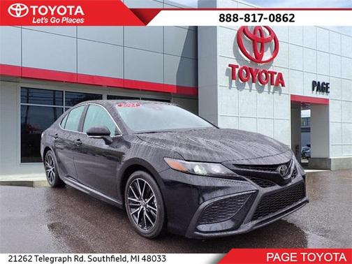 2024 Toyota Camry SE