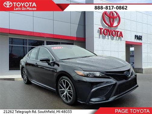 2023 Toyota Camry SE