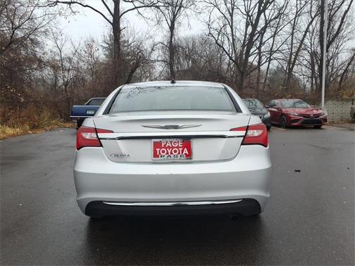 2012 Chrysler 200 Limited
