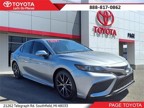 2023 Toyota Camry SE