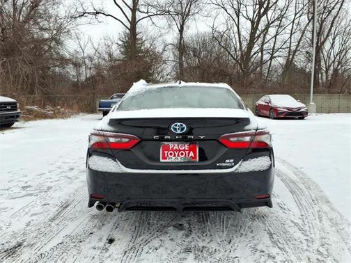 2023 Toyota Camry SE