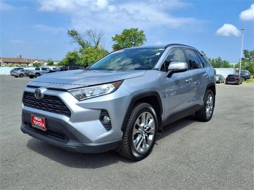 2019 Toyota RAV4 XLE Premium