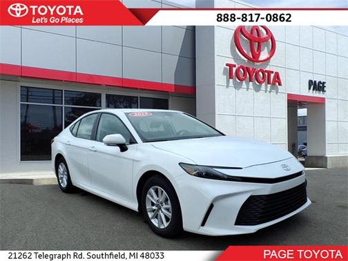 2025 Toyota Camry LE