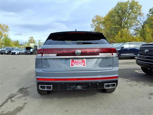 2024 Volkswagen Atlas Cross Sport 2.0T SEL Premium